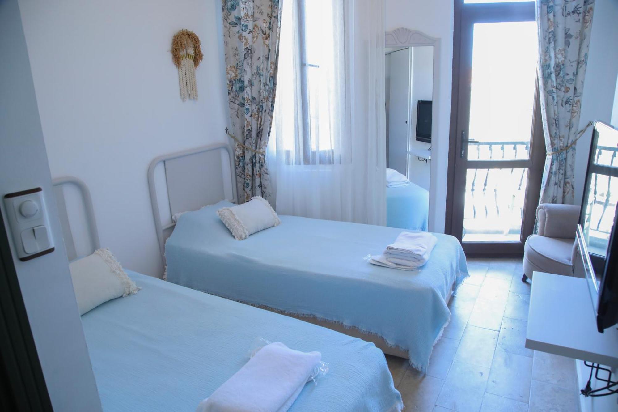 Apaz Alacati Hotel Cesme Bagian luar foto